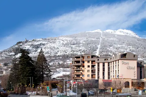 SOWELL HÔTELS Le Parc & Spa **** in Briançon