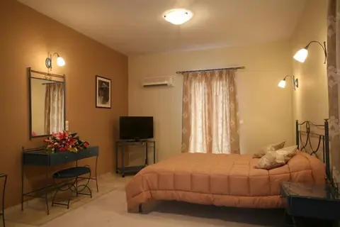 Stavros Tou Notou Traditional Boutique Hotel in Mavrovouni, foto 28