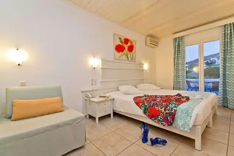 Yiannaki Hotel in Άγιος Ιωάννης Διακόφτης — foto 5