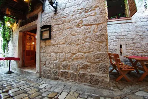 Tragos in Trogir — foto 11