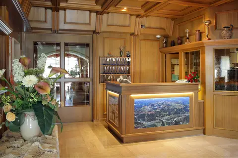 Hotel Astor Suites - logies en ontbijt in Sëlva - Wolkenstein in Gröden - Selva di Val Gardena — foto 7