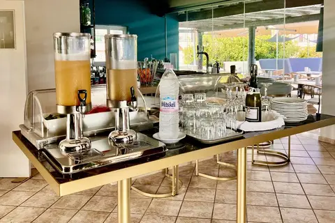 Bruskos Hotel & Suites in Άγιος Γεώργιος — foto 14