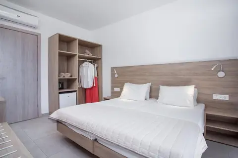 Stamos Hotel in Faliraki — foto 6