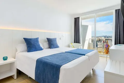 Hotel Vibra Algarb in Ibiza — foto 9