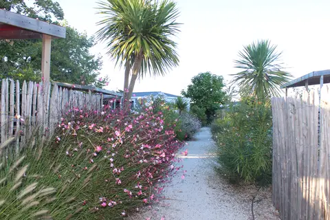 Camping Le Chaponnet in Brem-sur-Mer — foto 14