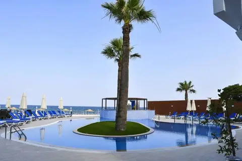 Mimoza Beach Hotel in Yeniboğaziçi — foto 28