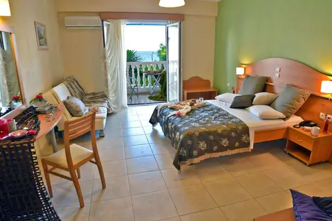 Belussi Beach Hotel in Arkadii Municipal Unit, foto 22