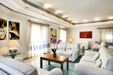 Cala della Torre Club Hotel in La Caletta — foto 7