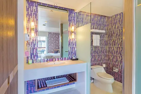 Holiday Inn Express Phuket Patong Beach Centr in ตำบลป่าตอง — foto 25