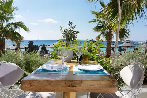 Mykonos Dove Beach Hotel in Πλατύς Γιαλός — foto 16