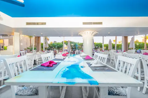 Flamenco Beach & Resort in Al Qusair City — foto 14