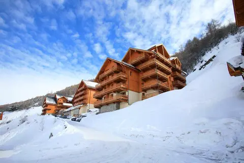 Odalys Res Le Hameau et Chalets de la Vallée d'Or in Valloire — foto 3