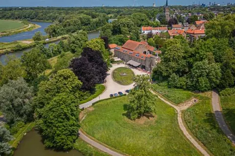 Buitenplaats Kasteel Elsloo foto 4