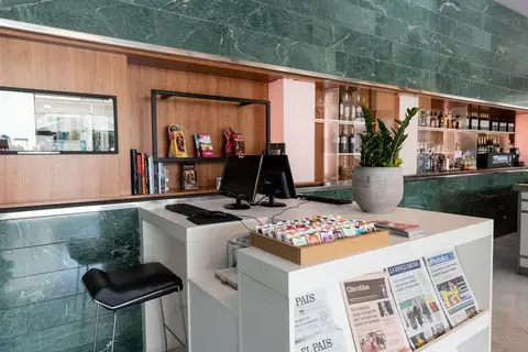 Atenea Barcelona Aparthotel in Barcelona — foto 28