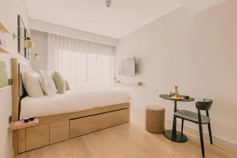 Wilde Aparthotels Lisbon Liberdade in Almada — foto 26