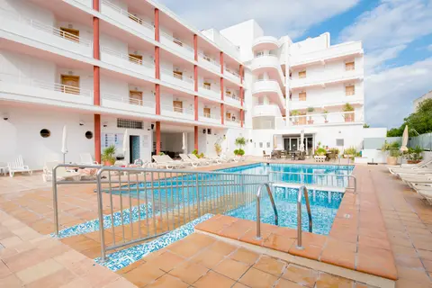 La Kiki Apartamentos in Sant Josep de sa Talaia — foto 2