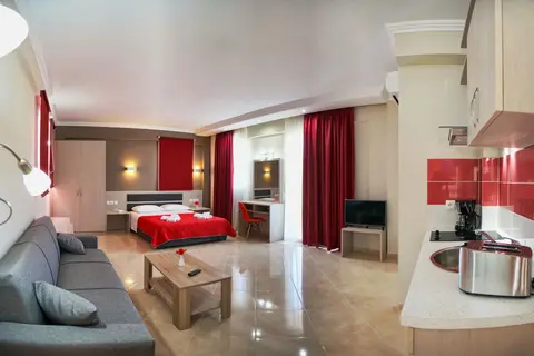 Sun & Sea Luxury Hotel in Πέτρα — foto 6