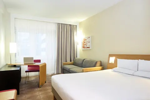 Novotel London West in London — foto 2