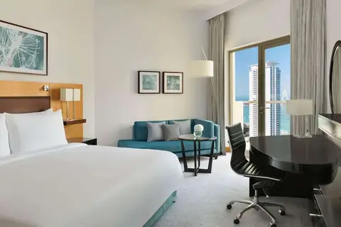 Mövenpick Hotel Jumeirah Beach in دبي — foto 14