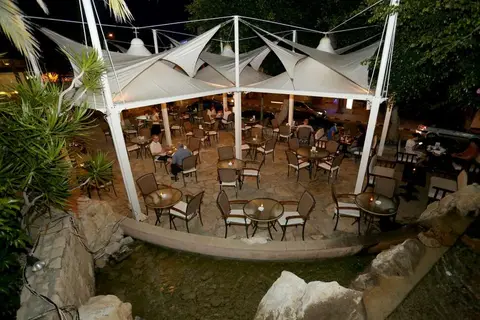 Dionysos Central Hotel in Paphos — foto 17