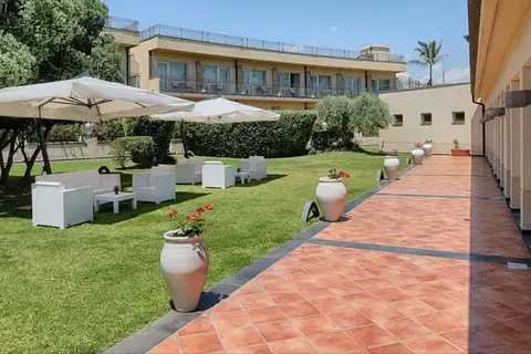 NH Catania Parco Degli Aragonesi in Catania — foto 14