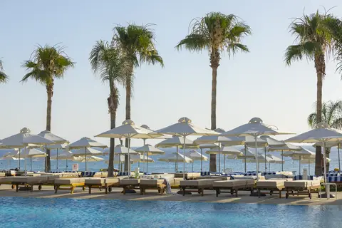 Constantinos The Great Beach Hotel in Παραλίμνι — foto 21