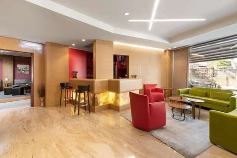 City Hotel Sofia in iRepair — foto 23