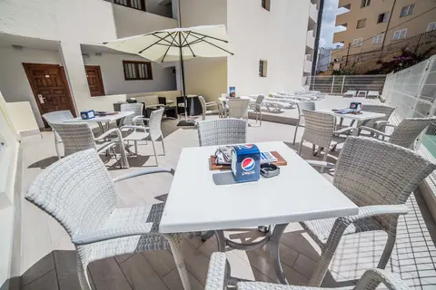 Apartamentos Mallorca Portofino in Santa Ponsa — foto 20