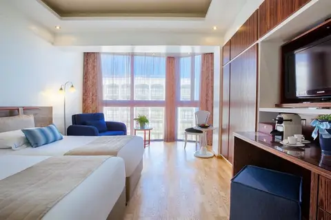 Lordos Beach Hotel in Larnaca — foto 24