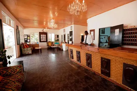 Bungalow Beach Hotel in Serrekunda — foto 9