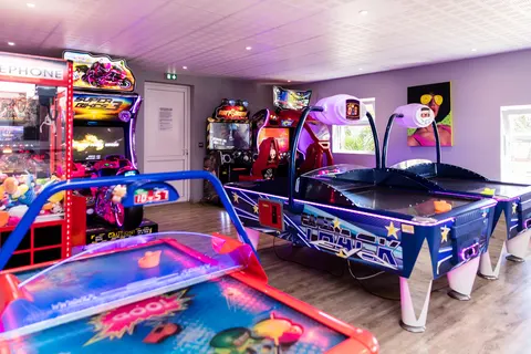 Camping Le Domaine Du Clarys foto 8