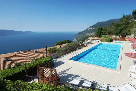 Hotel & Residence La Rotonda in Tignale