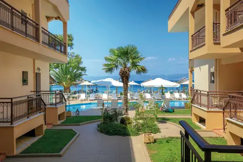 Cooee Mediterranean Beachhotel in Σκάλα Ραχωνίου — foto 13
