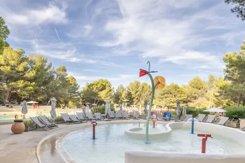 Vakantiepark Pont Royal En Provence foto 6