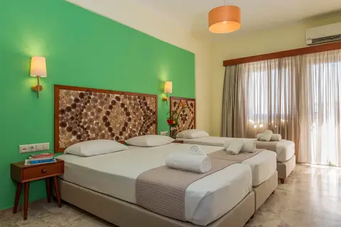 Aris Hotel in Παλαιόχωρα — foto 27