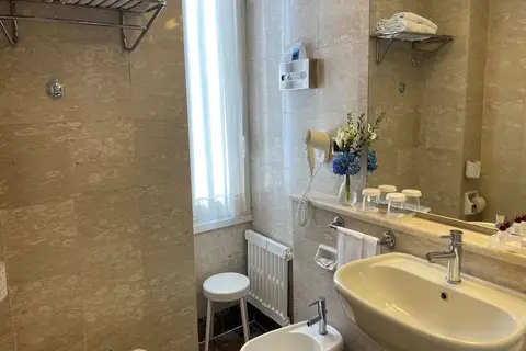 Bettoja Hotel Massimo D'Azeglio in Rome — foto 28