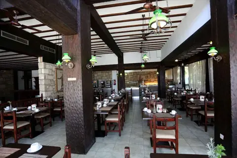 Dionysos Central Hotel in Paphos — foto 6