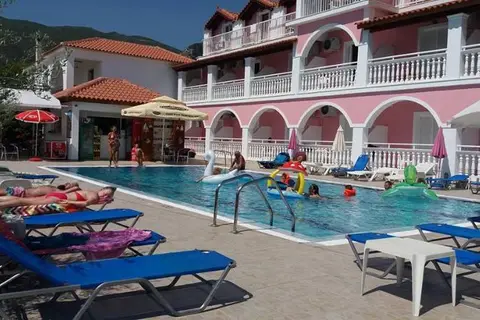 Giannis Studios in Alykanas — foto 12