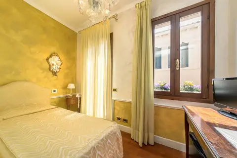 Hotel Pantalon in Venetië — foto 23