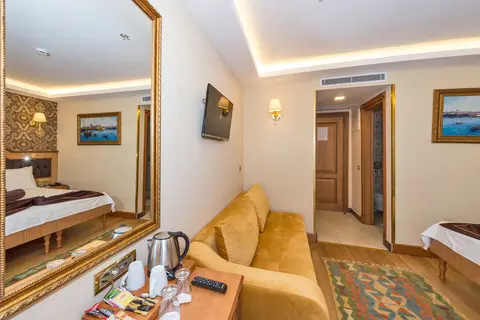 Aprilis Gold Hotel in Fatih — foto 18