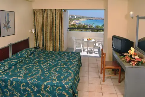 Nelia Beach Hotel in Ayia Napa — foto 29