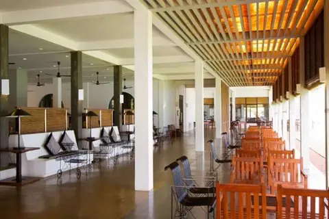 The Blue Water Hotel in Wadduwa — foto 10