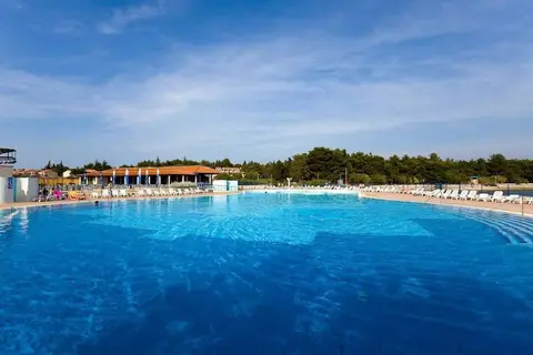 Katoro Plava Laguna in Katoro — foto 17