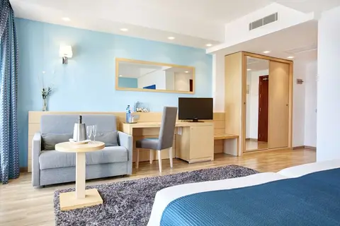 Universal Hotel Cabo Blanco in Colònia de Sant Jordi — foto 3