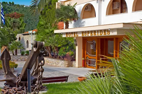 Esperides Beach Hotel in Αχλαδιάς — foto 5