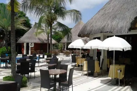 Royam Hotel in Saly Portudal — foto 16