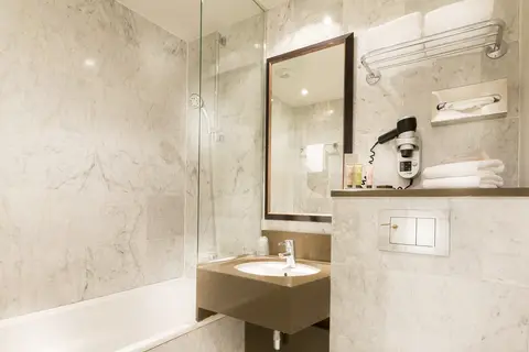 Hotel Du Bois Paris Champs-Elysees in Parijs — foto 30