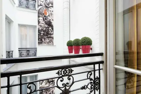 Le Six Hotel in Parijs — foto 9