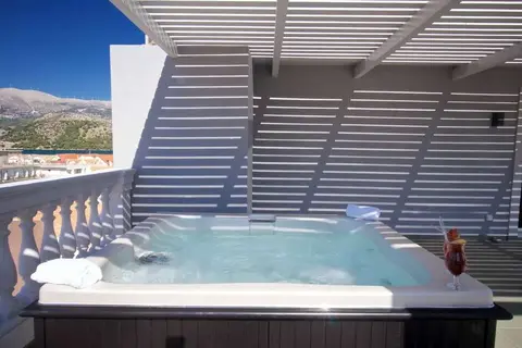 Aenos in Αργοστόλι — foto 17