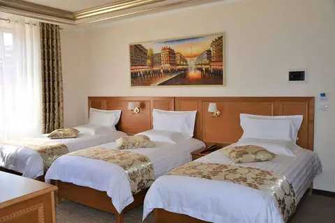 Hotel Boka in Tirana — foto 6